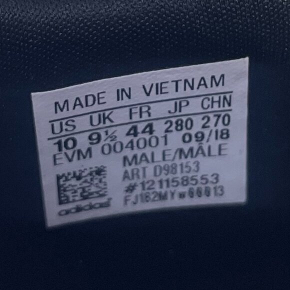 Adidas Sobakov 'Raw Khaki Cargo' in a suede upper with a rubber outsole Size 10 - Picture 3 of 9